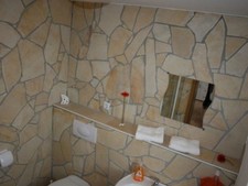 NATURSTEIN VERBLENDER WAND POLYGONALPLATTEN CREME-BEIGE GELB TOSCANA 5-7MM