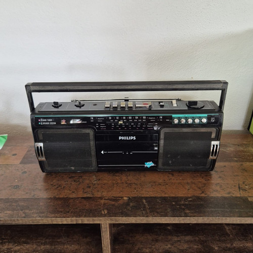 Philips boombox tragbar fm - philips,