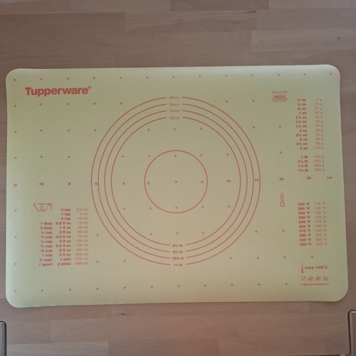 Tupperware back roll - tupperware, 'n'