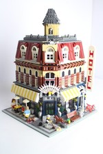 LEGO Creator Expert: Cafe Corner (10182) seltenes Sammlermodell Steine fehlen