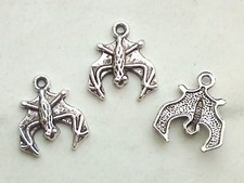 5x Anhänger Fledermaus 19x16mm Charm Gothic Vampir Halloween Schmuck Deko Bastel