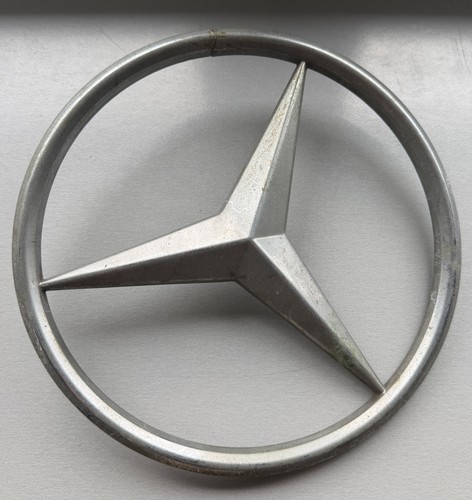 Alter mercedes stern - alter,