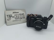 Nikon F-301 SLR Analog mit Nikon Lens Series E 50mm 1:1.8 Anleitung 