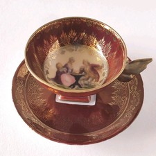 Antike SAXE Mokkatasse – Handgemalte Rokoko-Szene & Golddekor – um 1900