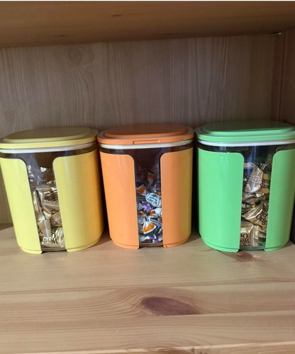 Tupperware skyline manhattan - tupperware,