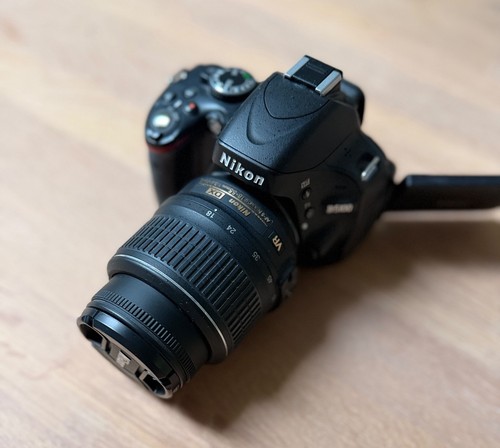 Nikon d5100 - nikon,