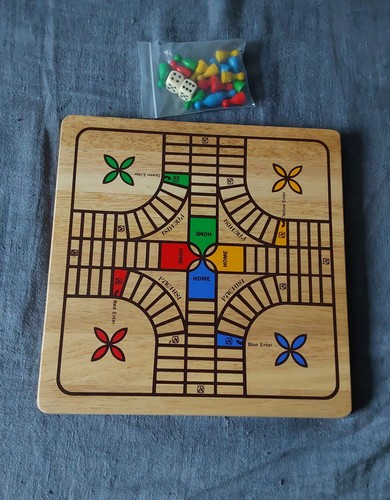 Vintage pachisi brettspiel - vintage,