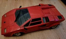 lamborghini countach 1:18