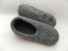 FILZIS * Filzpuschen mit Latexsohle * Gr. 39 * Handarbeit * NEU * #58