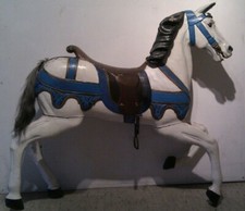 Großes Karussellpferd, antik