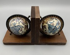 Buchstützen Globus; Holz; Basis 13x9cm, H13cm