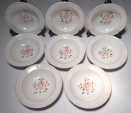 Lot von tife - 8,