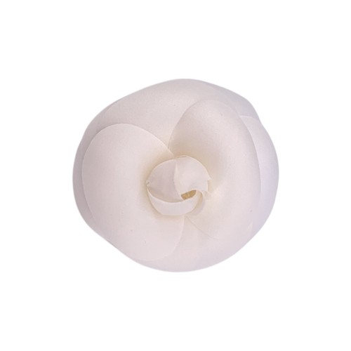 Vintage chanel brosche - chanel, form