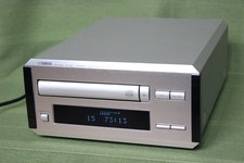 Yamaha CDX-E100  CD-Player
