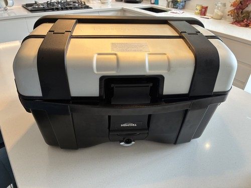 Triumph givi trekker - l,