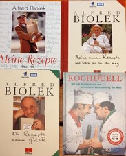 14 Kochbücher, 1 Backbuch, 1