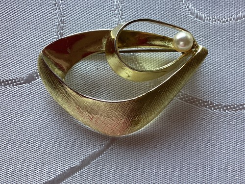 Vintage brosche mit kleiner - brosche,