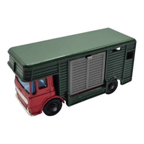 Matchbox horse box - matchbox,