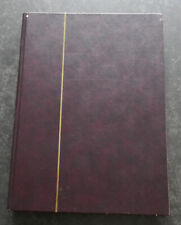 Briefmarkenalbum mit