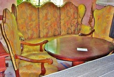 Sitzgarnitur POMPADOUR Hoch- & Armlehne 3-Sitzer 2 Sessel 1 Tisch