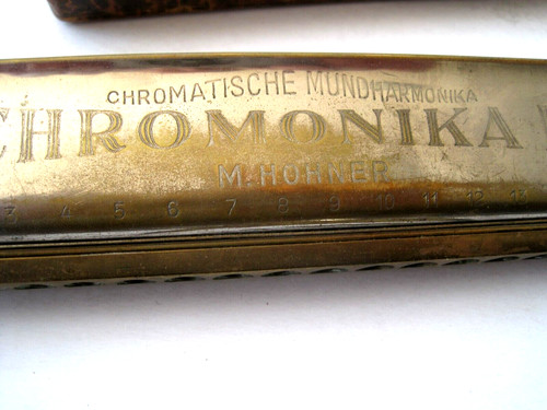 Chromatische mundharmonika - chromatische,