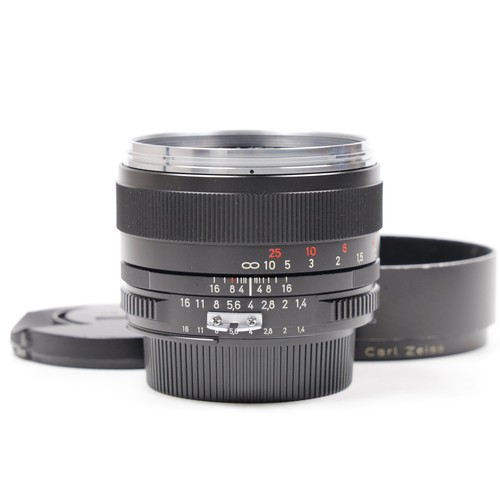 Carl zeiss planar - t*, objektiv