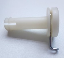 1 x Radbuchse mit Splint für 10 mm  für Kinderwagen Teutonia 1998