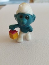 Ori 1983 Nachtwächter Schlumpf mit Laterne Unterseite gelb, dunkle Augen