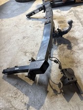 Mercedes-Benz E W211 2004 AHK Anhängerkupplung komplett A2116104625 STO53949