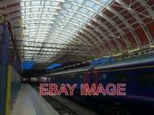 FOTO NEU RENOVIERTES DACH AM BAHNHOF PADDINGTON GERÜST WURDE KÜRZLICH GEBLIEBEN