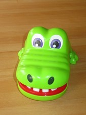 Hasbro KROKO DOC 2014 Kinderspiel