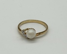 Perlenring aus 585er Gold 