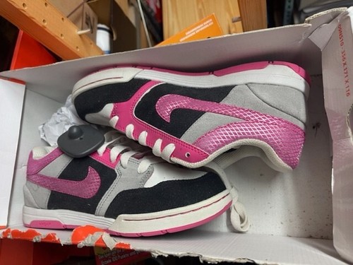 Women nike mogan skater shoes - mogan,