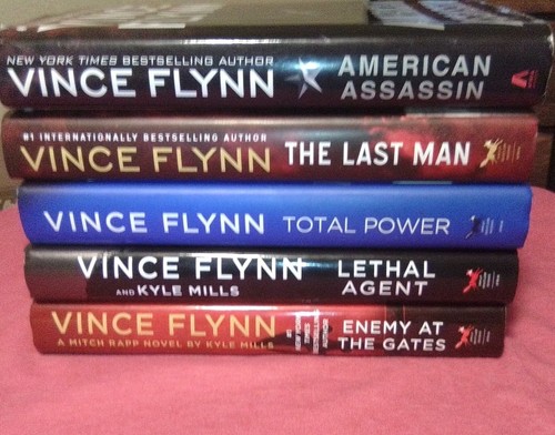 Vince flynn 5pc book lot - vince,