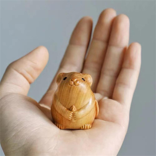 Braune niedliche kleine maus - braune,