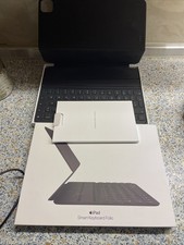Apple Smart Keyboard Folio