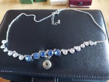  Steinchen blaue weiße steine