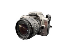 Canon EOS 300D mit EF-S 18-55mm 1:3,5-5,6 Silber, digitale Spiegelreflexkamera