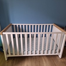 Babybett mit wickelkommode - babybett,