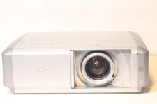 Videoprojektor SANYO PLV-Z4