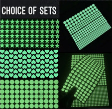 Leuchtsterne-Leuchtpunkte-Sternenhimmel-fluoreszierende-nachleuchtend-leuchtende