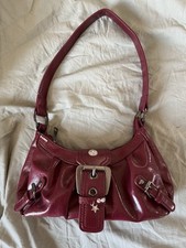 Weinrote Ledertasche Silberne