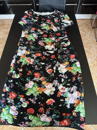 Sehr schöner blumenkleid - sehr,