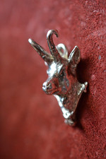 Charivari Anhänger Gams Kopf