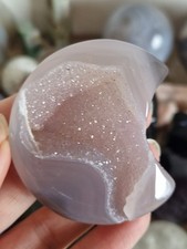 Achat Mond mit Druse