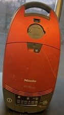 Miele Red Velvet S558 Vacuum