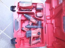 Hilti Set mit Akkubohrhammer