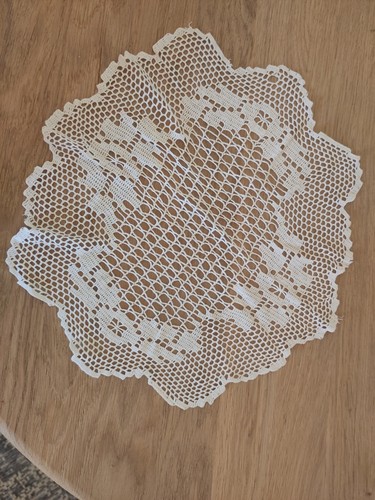 Hübsches spitzendeckchen - hübsches, 30