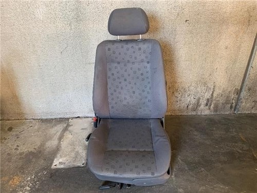8d0881025e linker vordersitz - 8d0881025e,