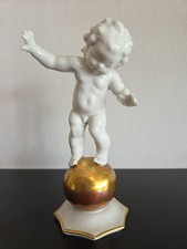 Hutschenreuther Porzellan Figur  Engel auf goldener Kugel Flügel